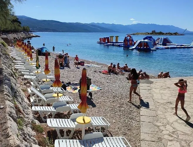 Appartement By The Sea - 19981 Novi Vinodolski